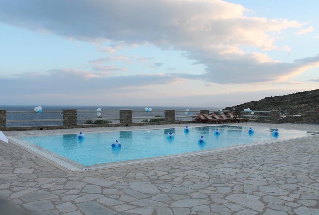 Aparthotel En Plo Agios Romanos Exterior foto