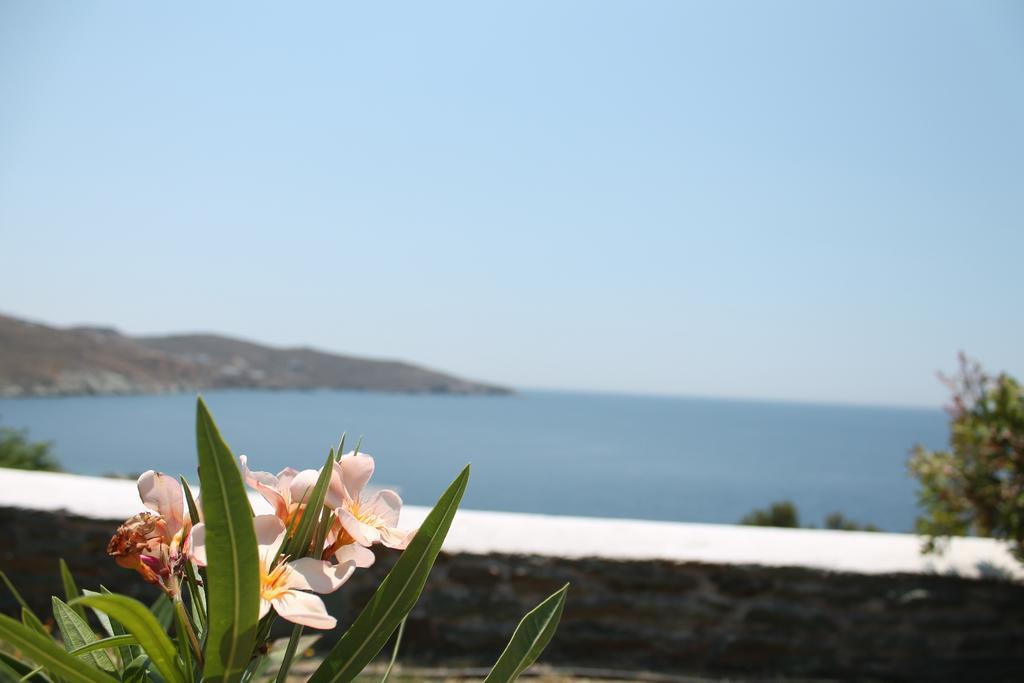 Aparthotel En Plo Agios Romanos Exterior foto