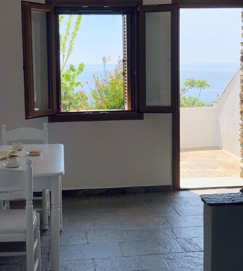 Aparthotel En Plo Agios Romanos Exterior foto